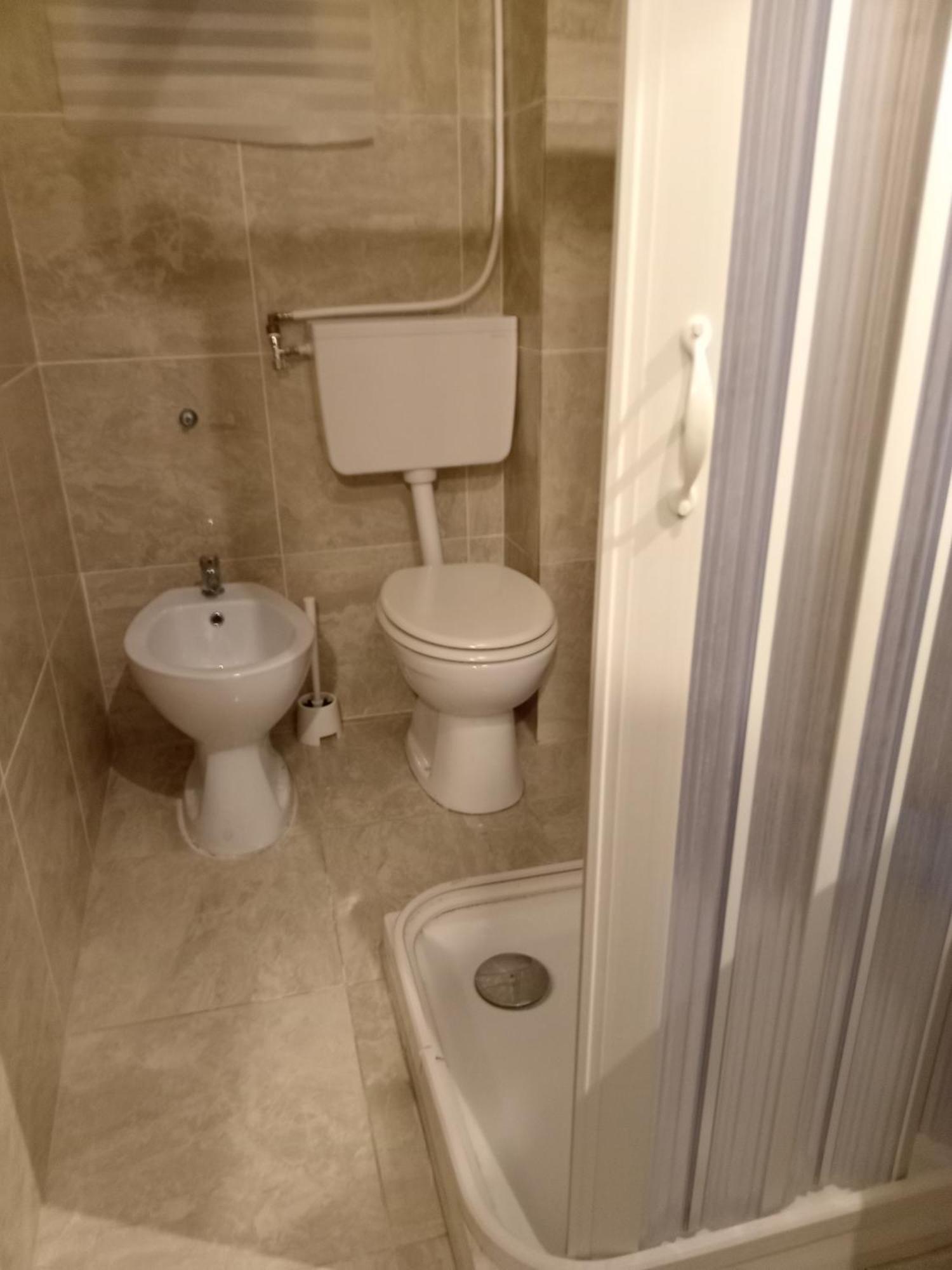 Casa Per Gente Giovane Рим Номер фото